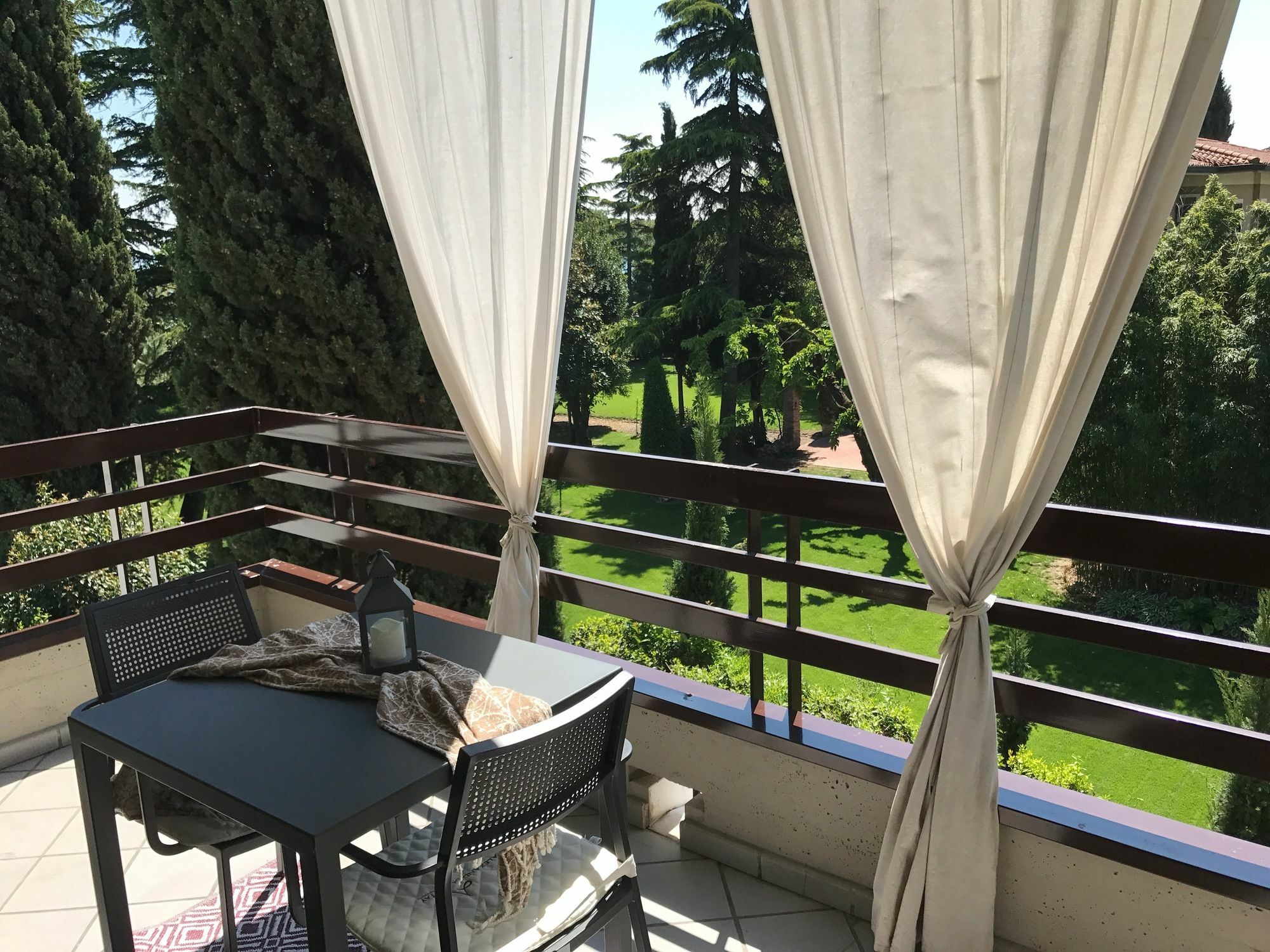 Residence Alexandra Stay Сірміоне Екстер'єр фото