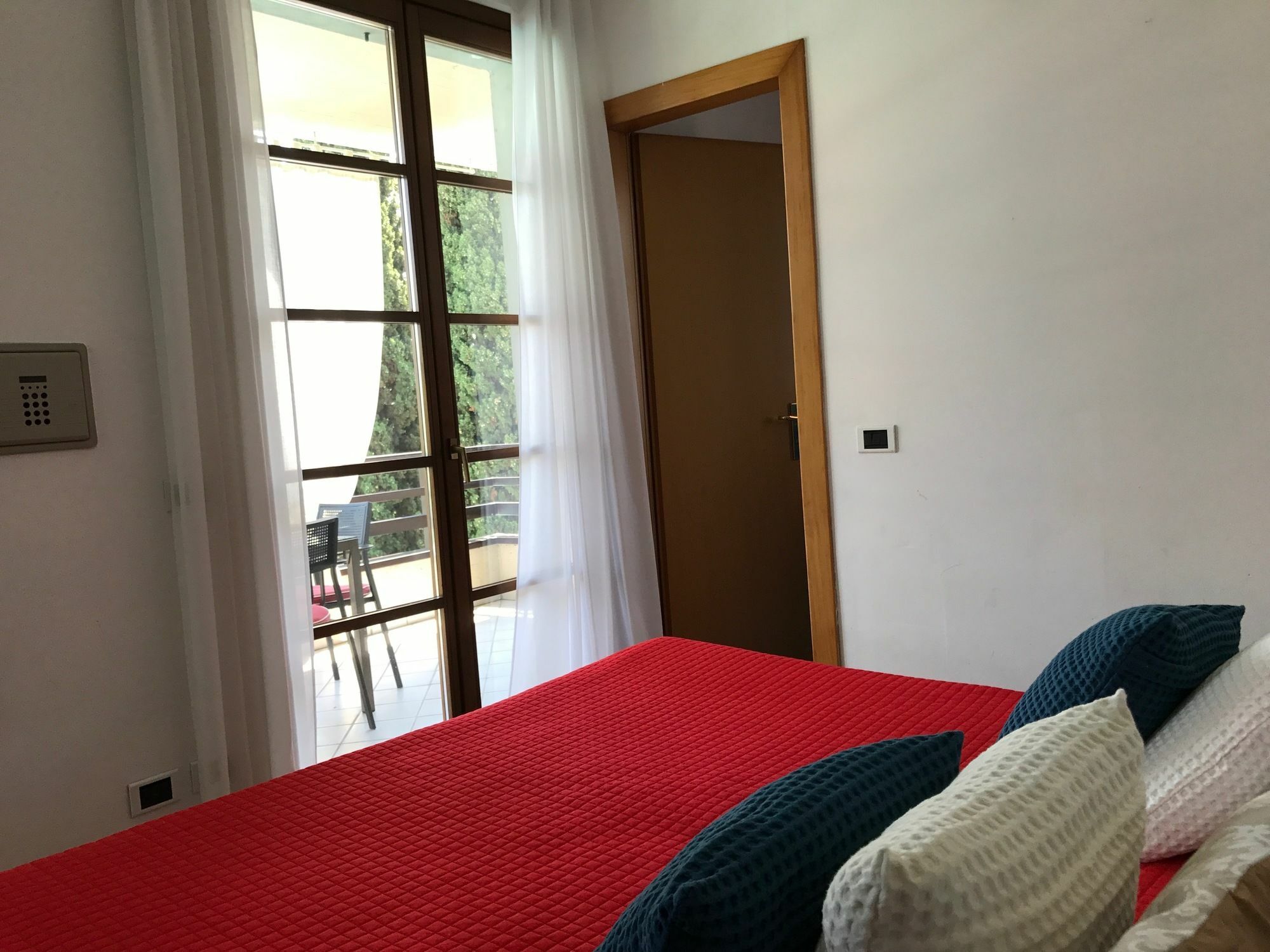 Residence Alexandra Stay Сірміоне Екстер'єр фото